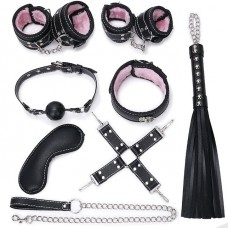 Пикантный черно-розовый набор БДСМ: маска, ошейник, кляп, фиксатор, наручники, оковы, плеть (цвет -черный с розовым) (108422)