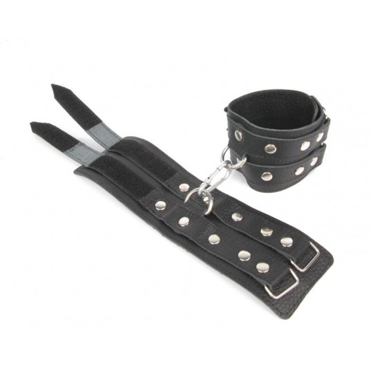 Черные широкие кожаные наручники с заклепками на карабине (цвет -черный) (108472) фото 1